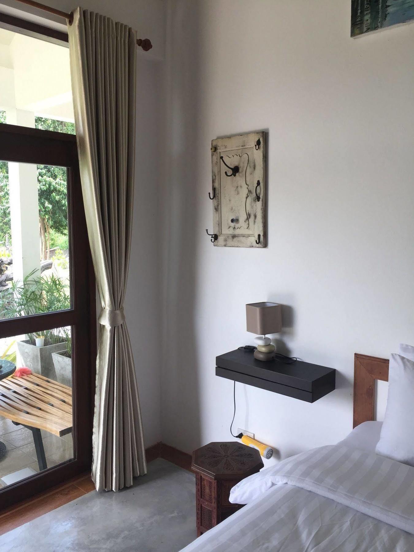 Tree Roots Retreat Hotel Rayong Exterior photo